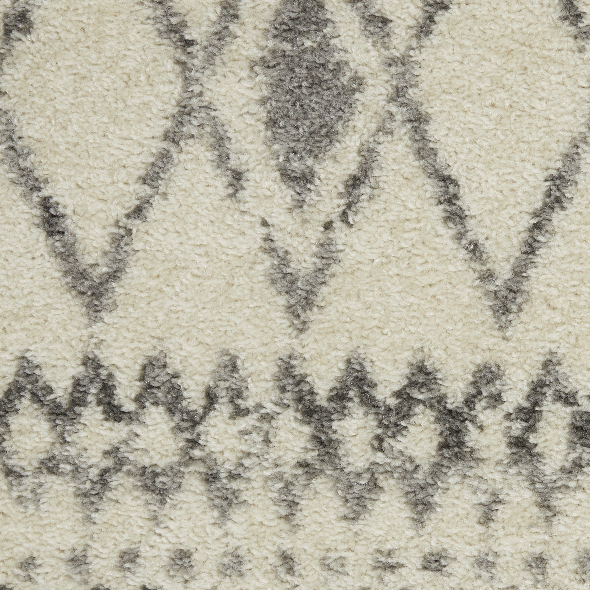 5' X 7' Ivory And Gray Berber Pattern Area Rug