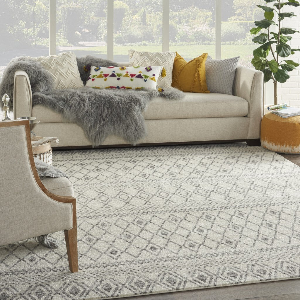 8' X 10' Ivory And Gray Berber Pattern Area Rug