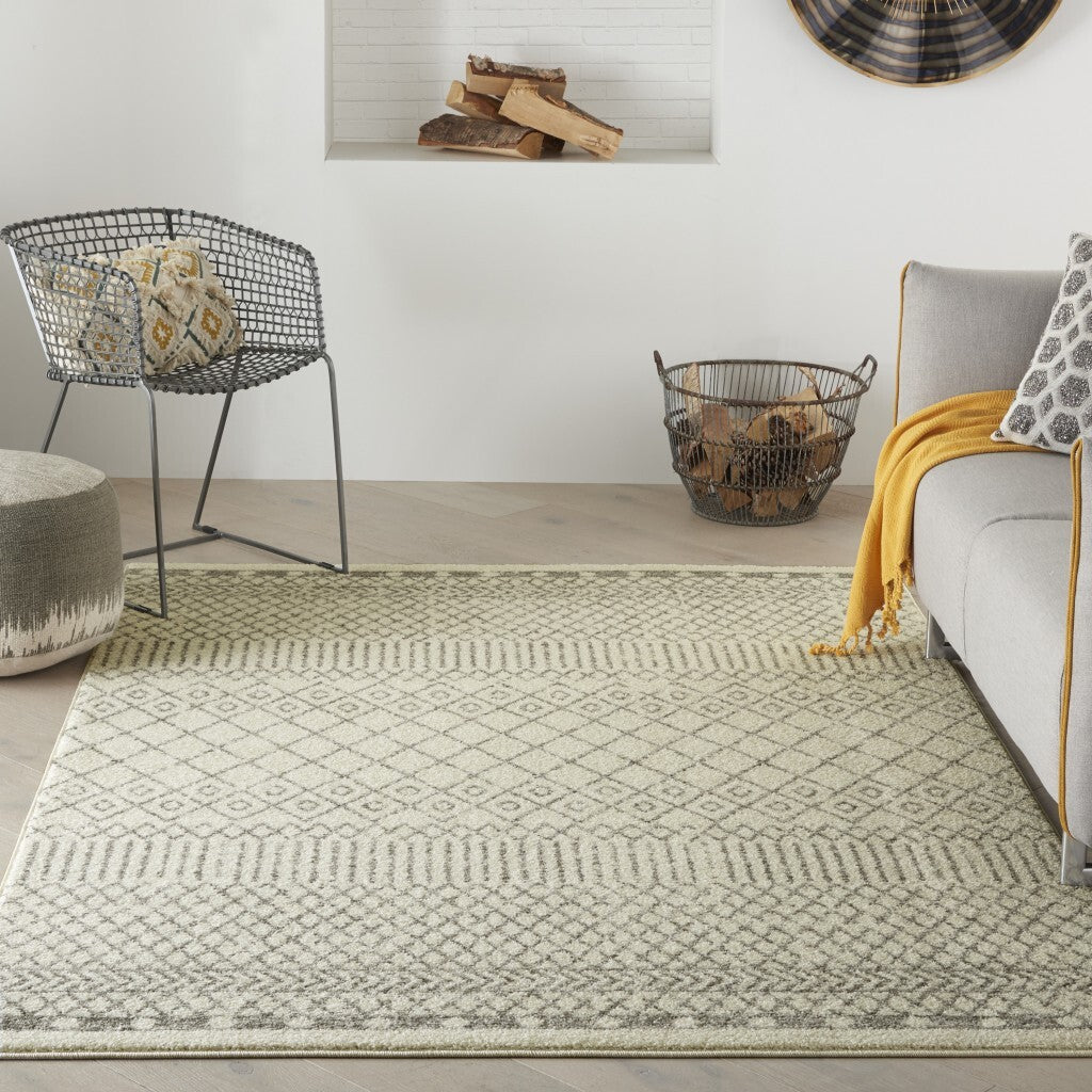4' X 6' Ivory And Gray Geometric Area Rug
