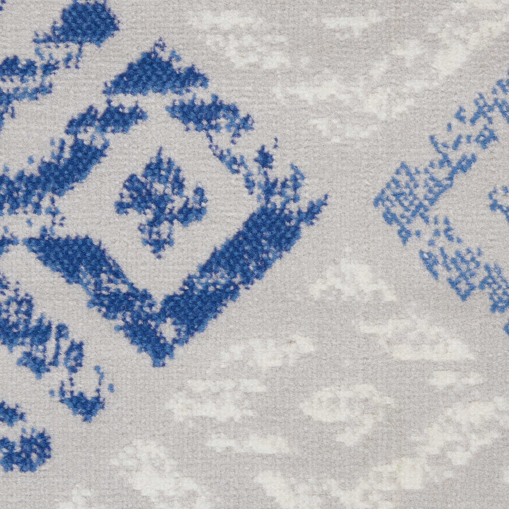4' X 6' Gray And Blue Diamonds Area Rug