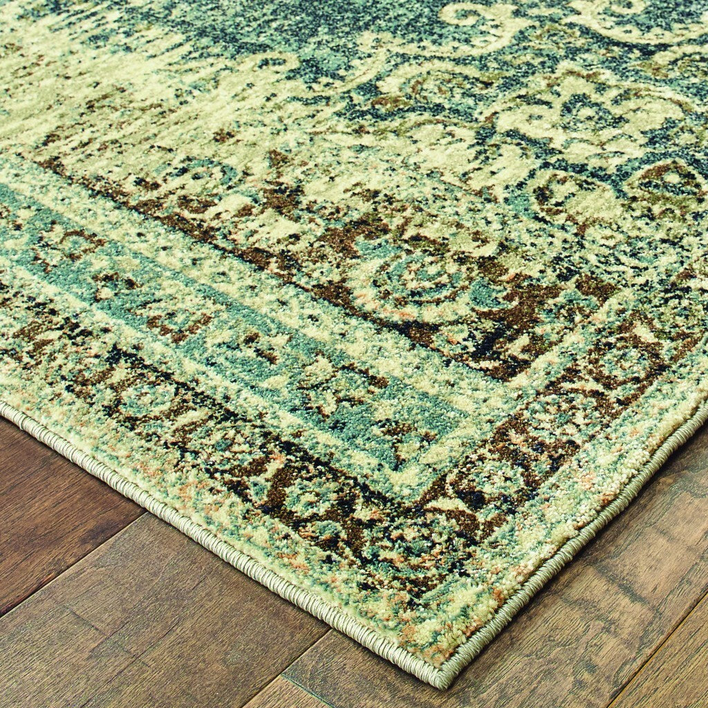 7'X10' Blue And Ivory Medallion Area Rug