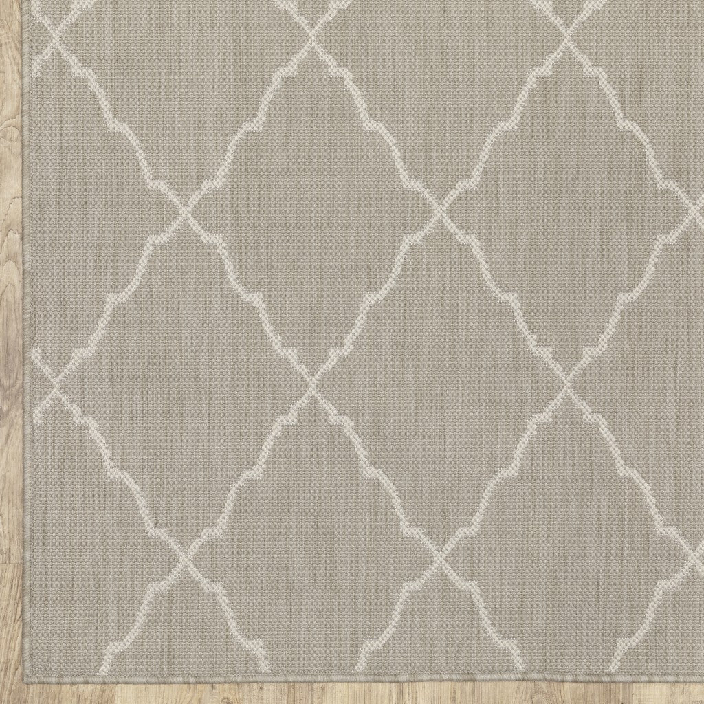 3'X5' Gray And Ivory Trellis Indoor Outdoor Area Rug