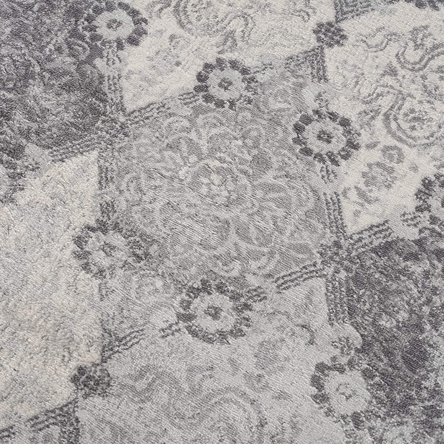 2' X 3' Gray Distressed Trellis Pattern Scatter Rug