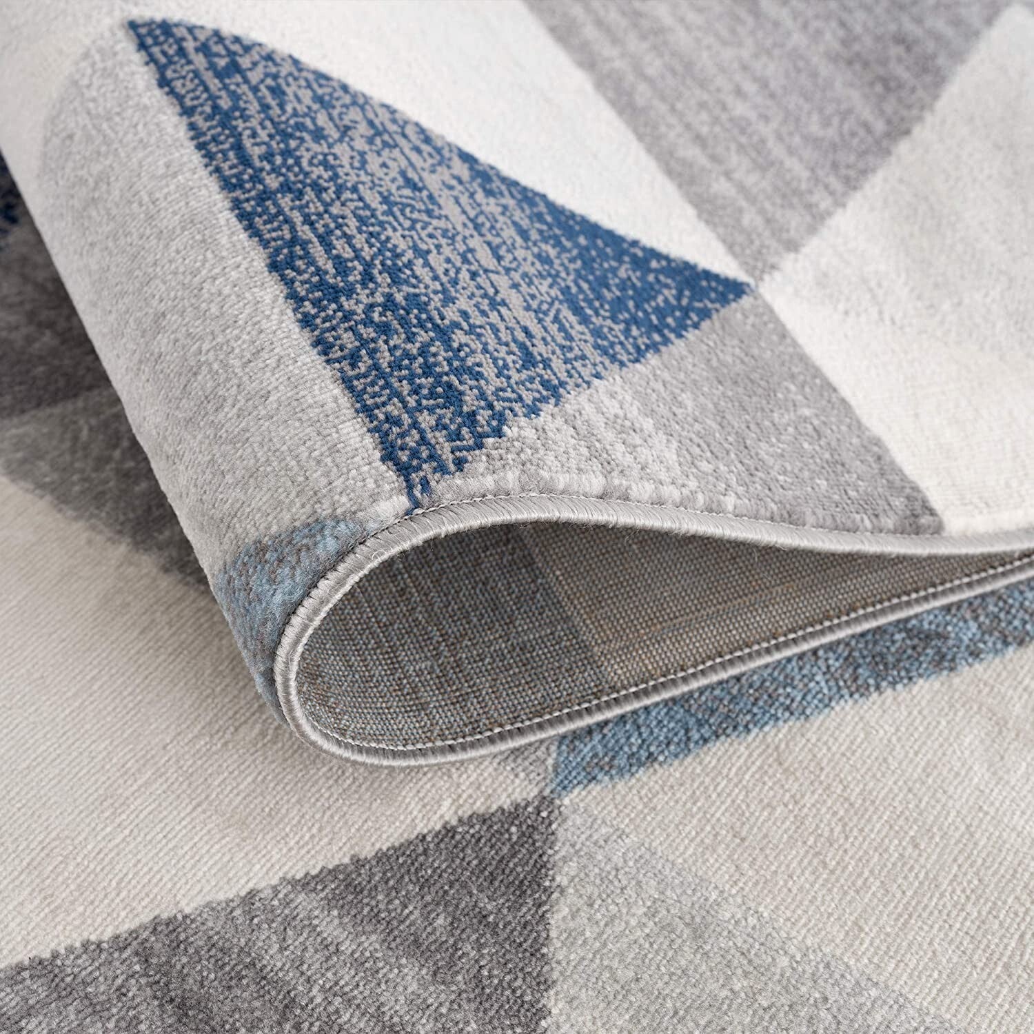 2' X 3' Navy Blue Geometric Diamond Scatter Rug