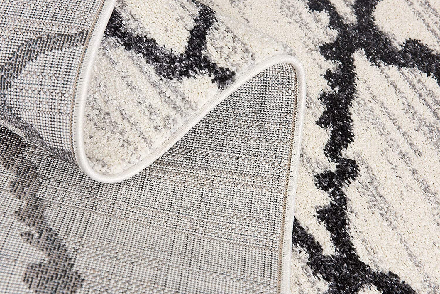 5' X 8' Gray And Black Modern Abstract Area Rug