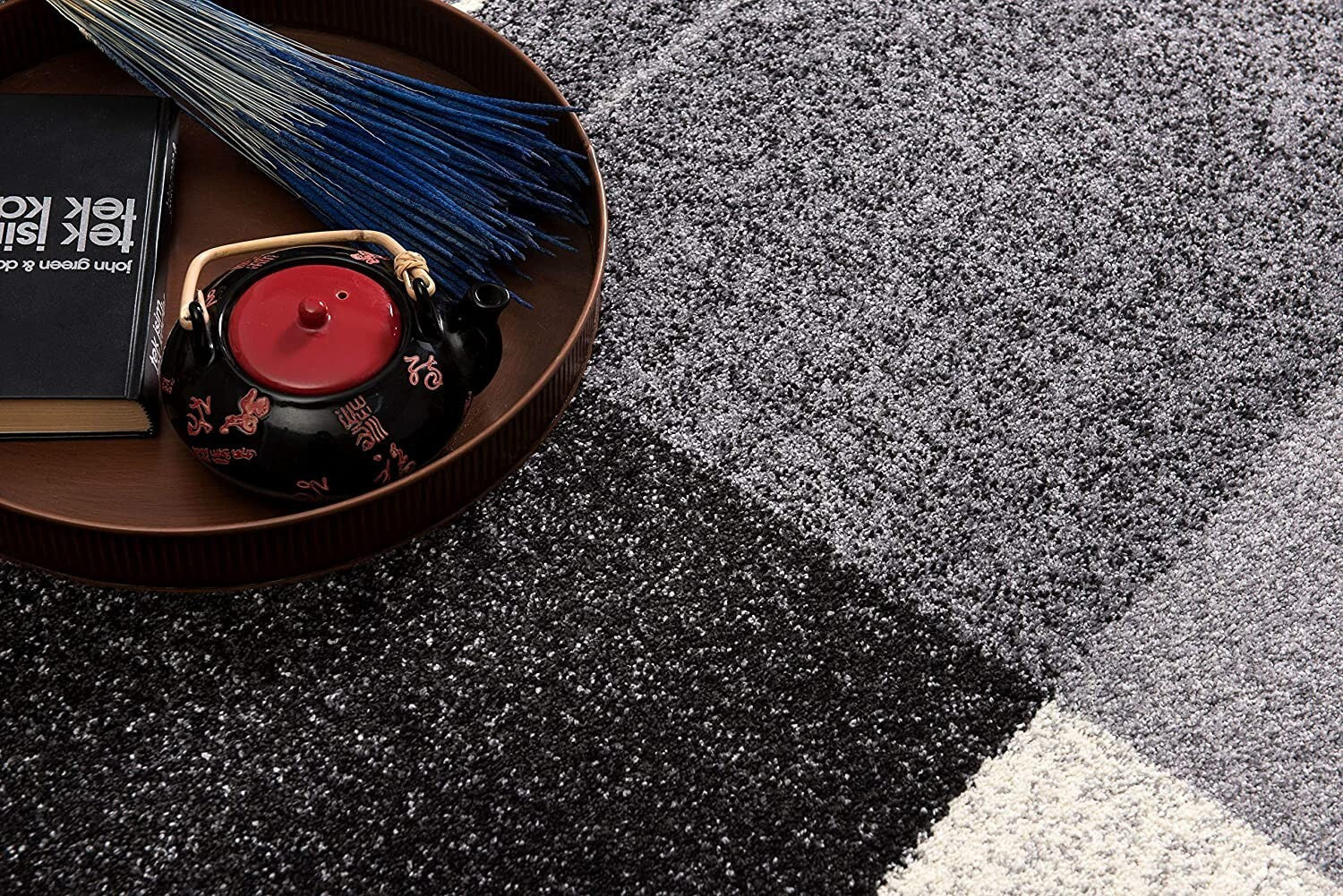 7' X 9' Gray Modern Geometric Area Rug