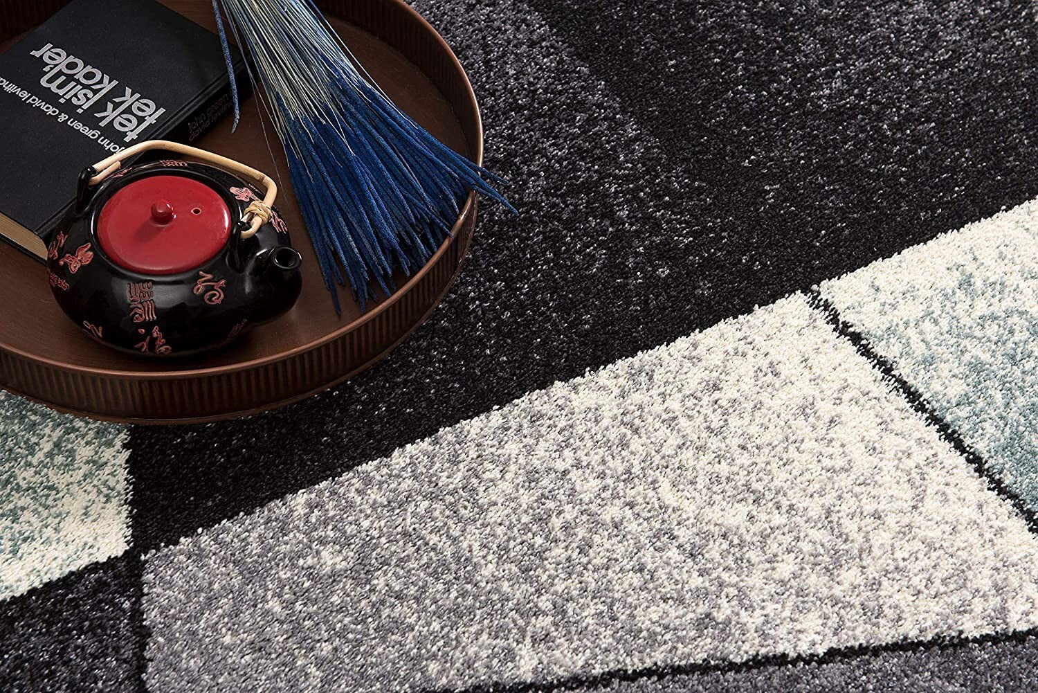 7' X 9' Gray And Blue Prism Pattern Area Rug