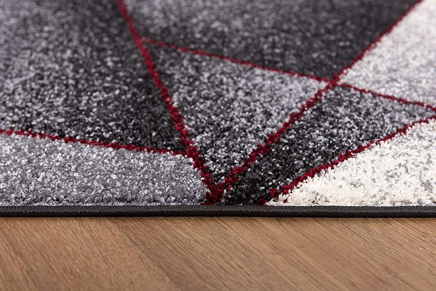 5' X 8' Gray And Red Prism Pattern Area Rug