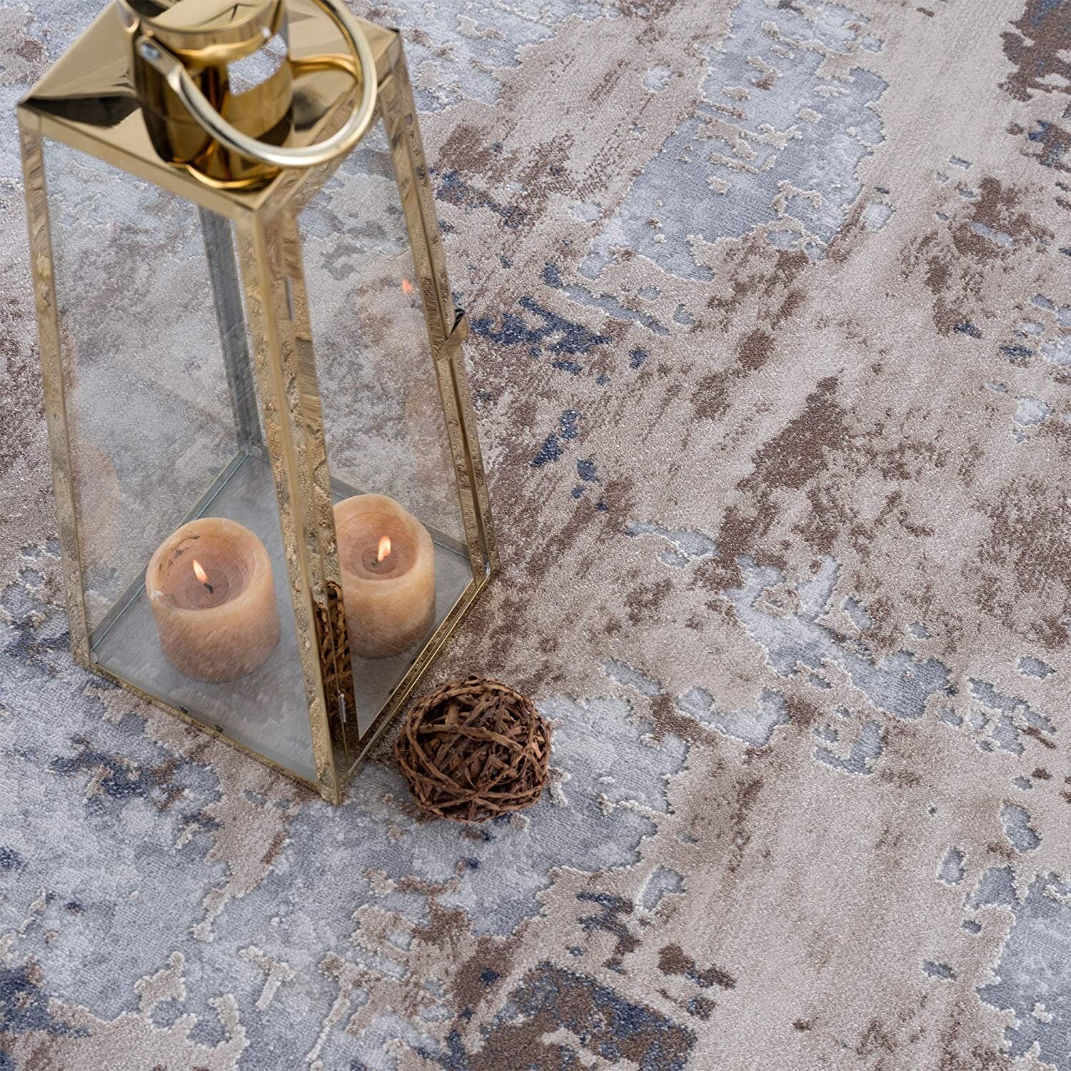 3' X 5' Beige And Ivory Abstract Area Rug