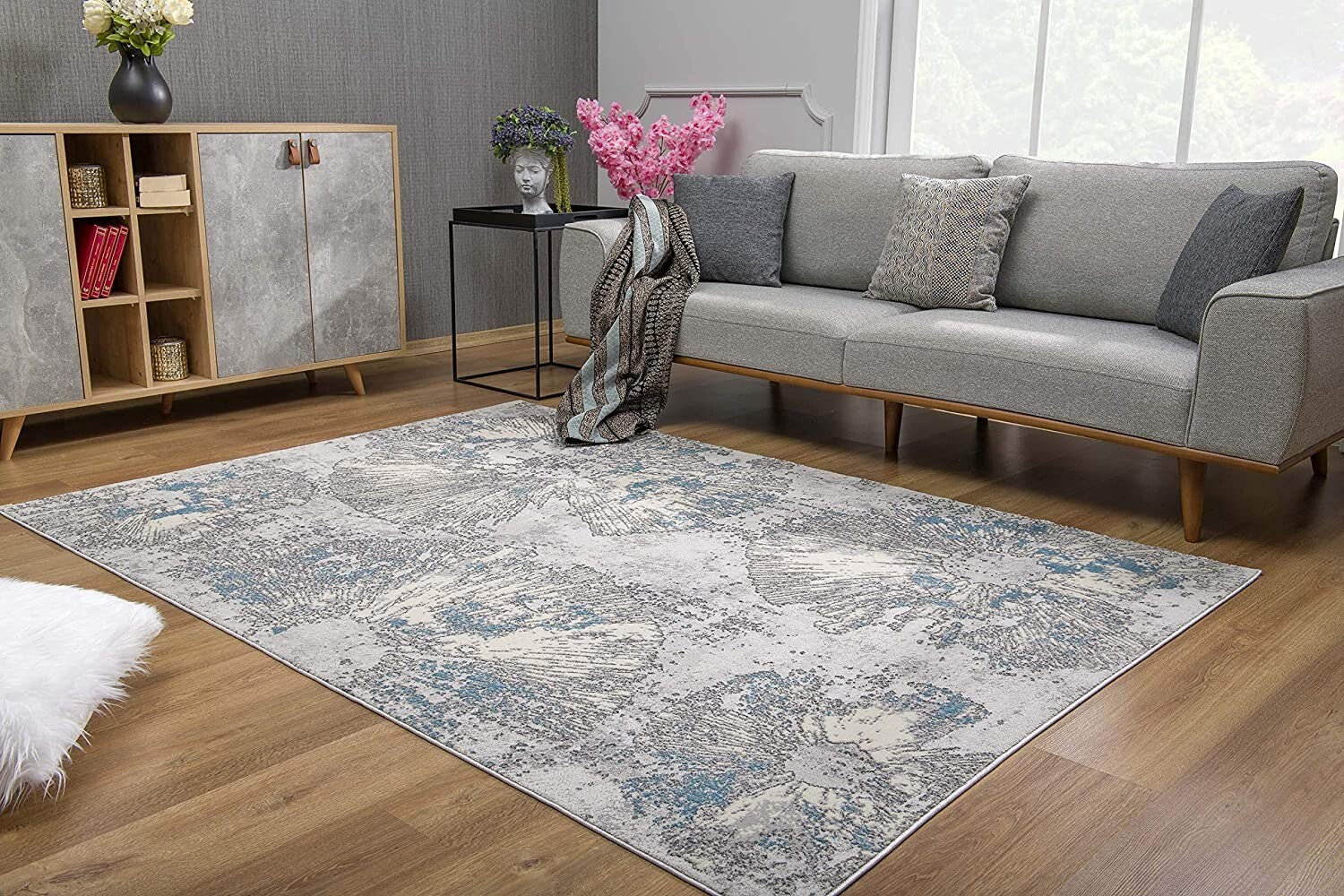 4' X 6' Blue Abstract Circular Motifs Area Rug