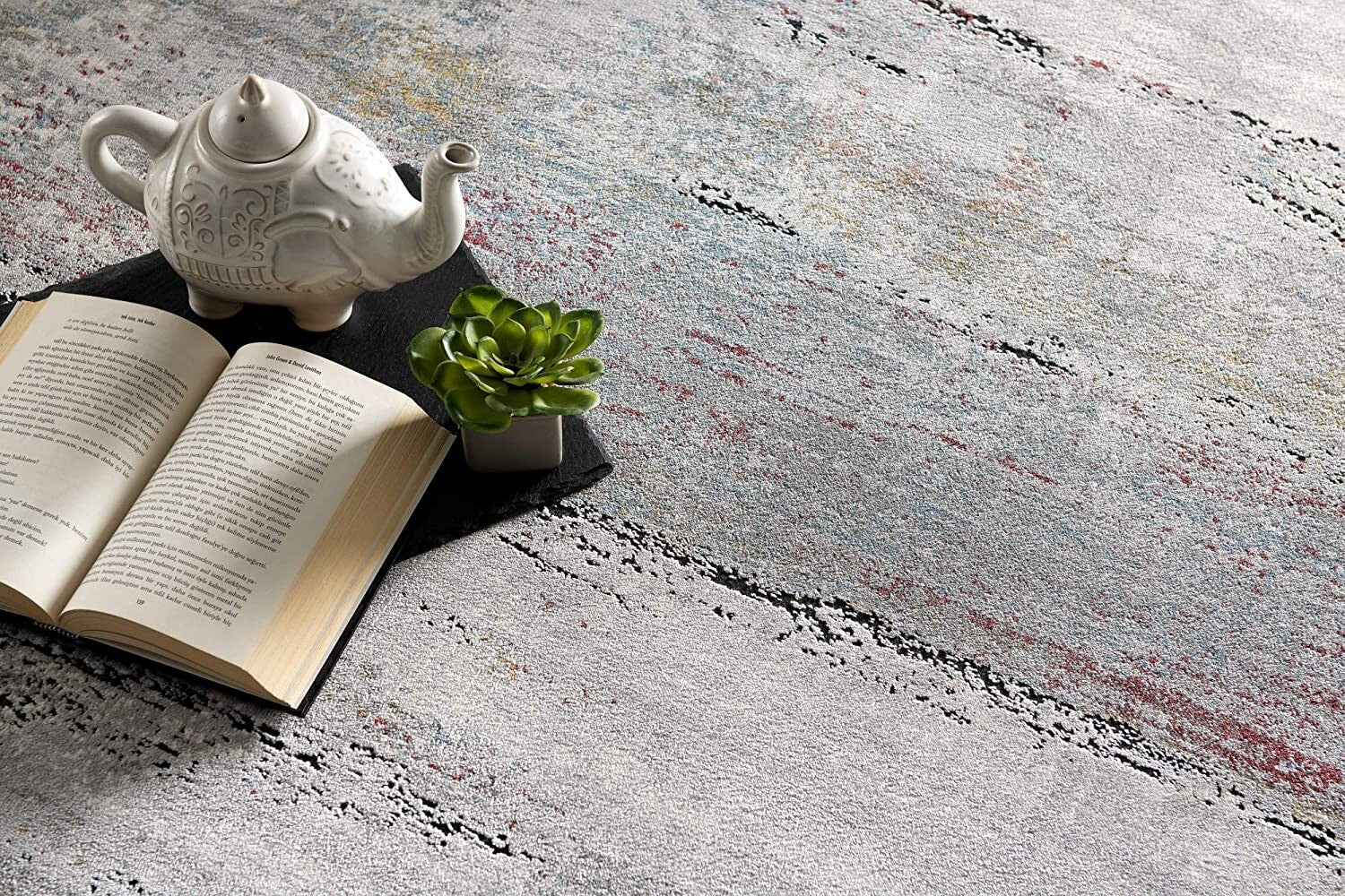 5' X 8' Gray Abstract Irregular Blocks Area Rug