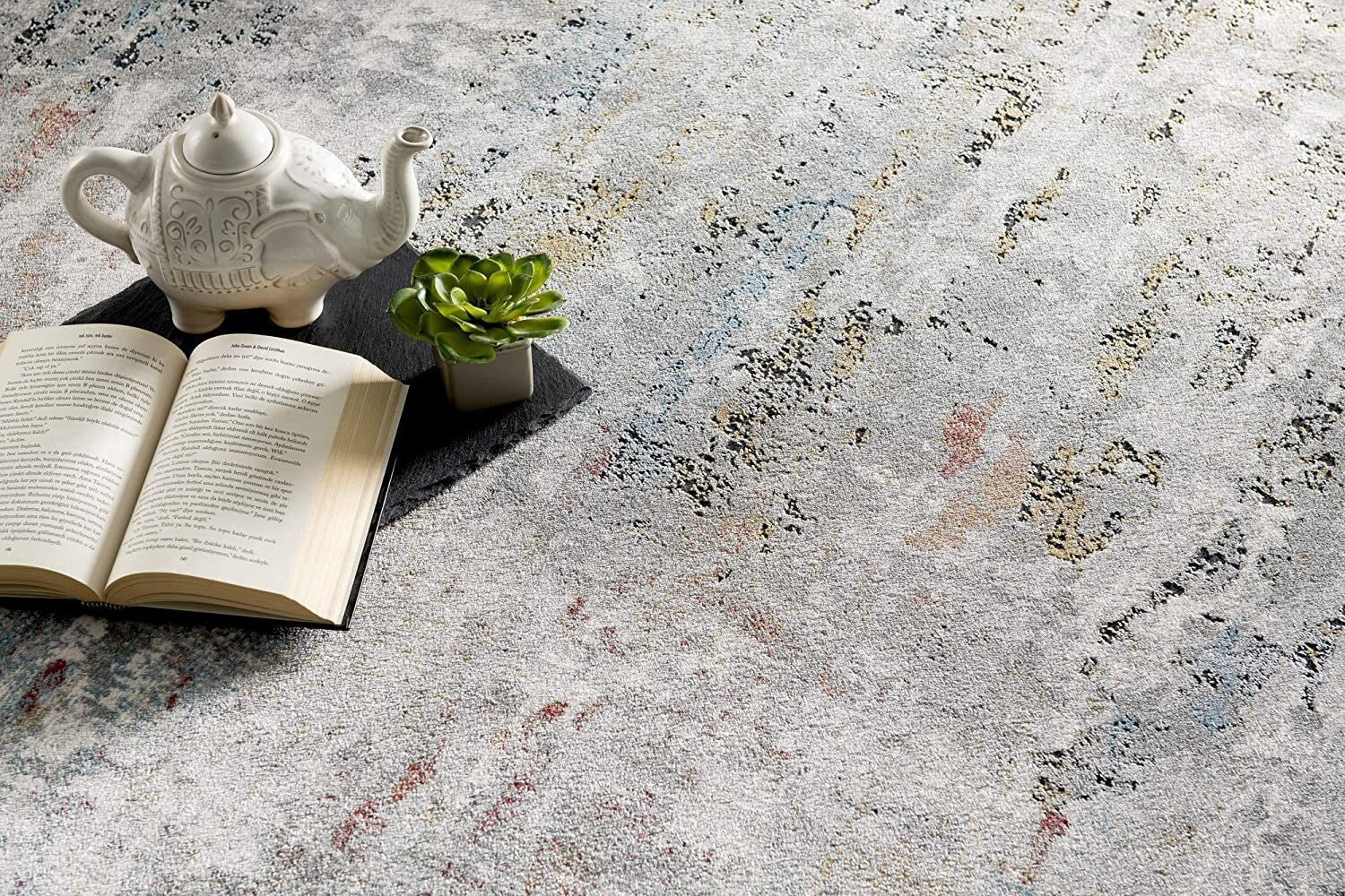 2' X 13' Gray Abstract Pattern Runner Rug