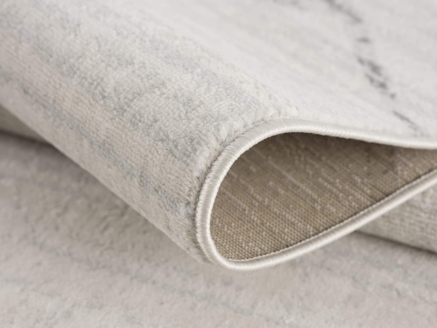 2' X 4' Gray Modern Abstract Pattern Area Rug