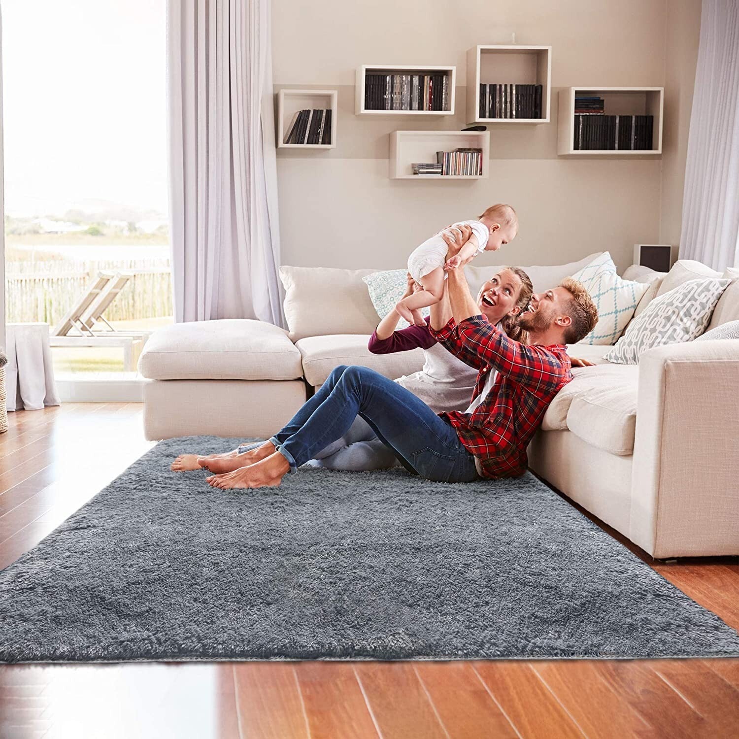 5' X 7' Gray Solid Modern Area Rug