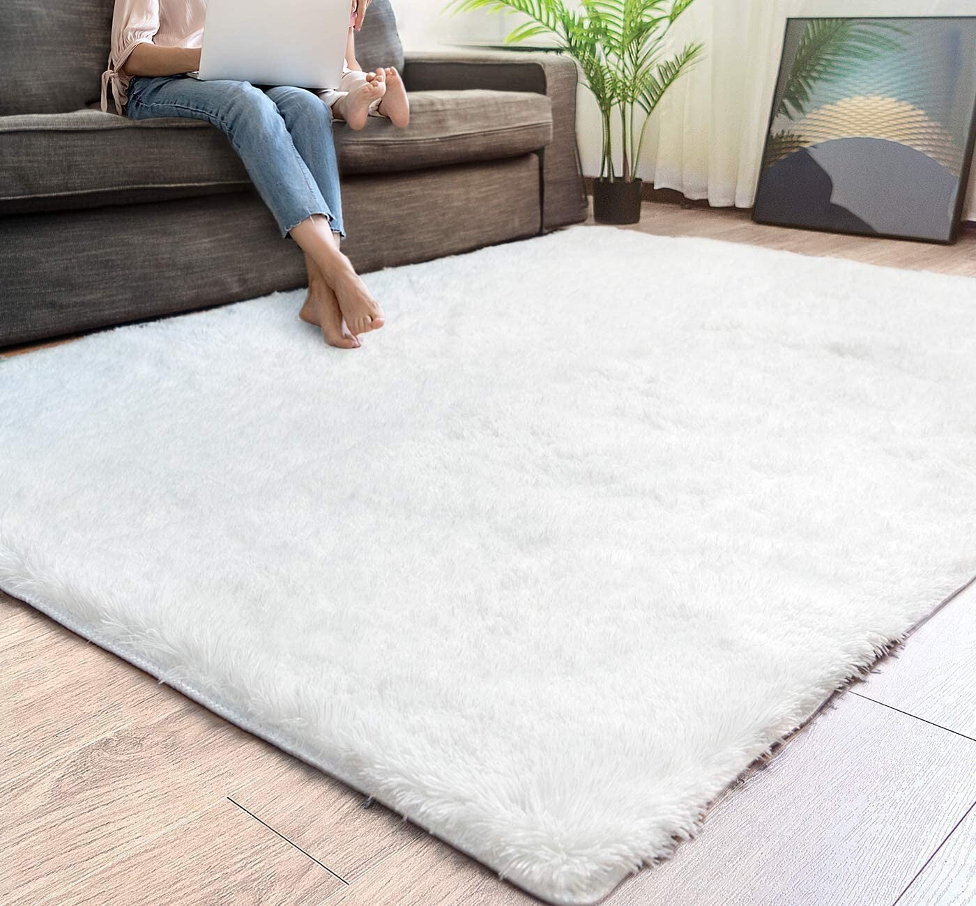 5' X 7' White Solid Modern Area Rug