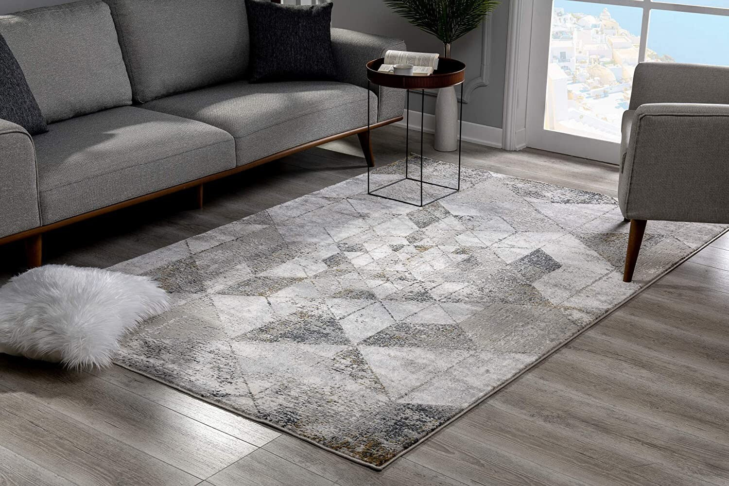 8' X 11' Gray And Ivory Abstract Distressed Area Rug