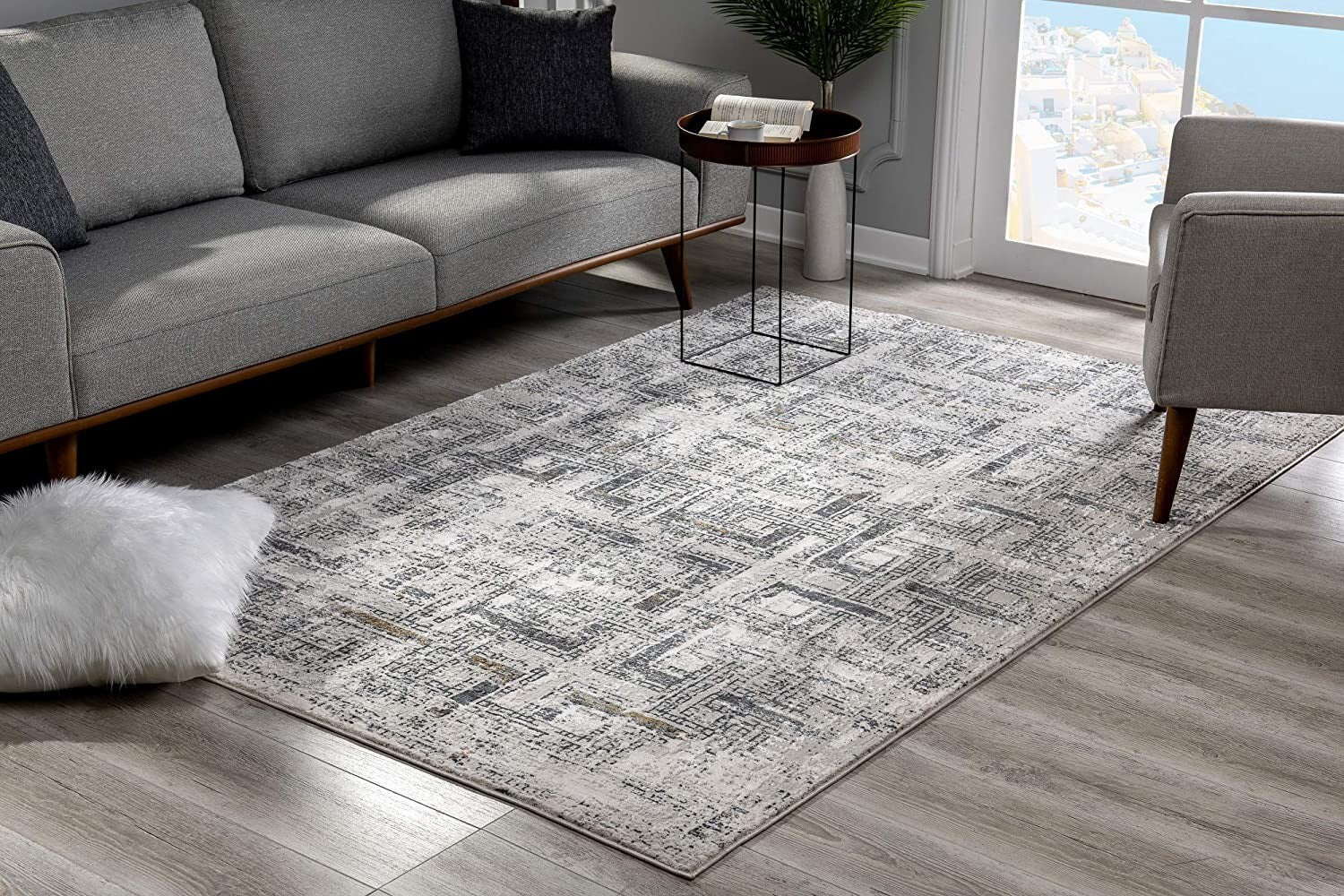 8' X 11' Gray And Ivory Abstract Distressed Area Rug