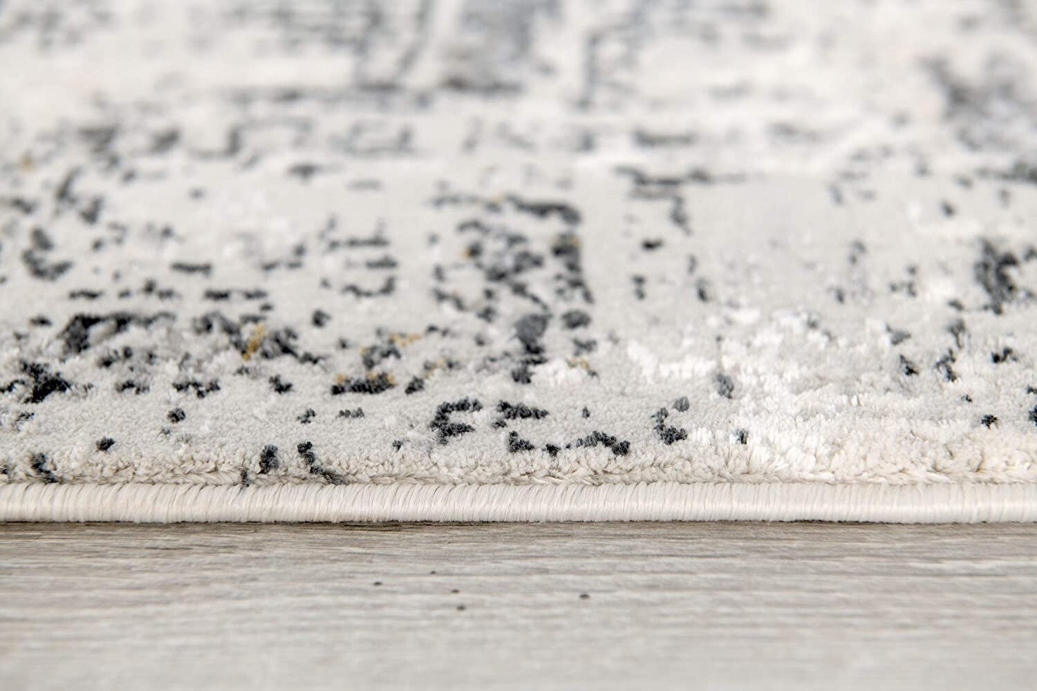 8' X 11' Gray And Ivory Abstract Distressed Area Rug