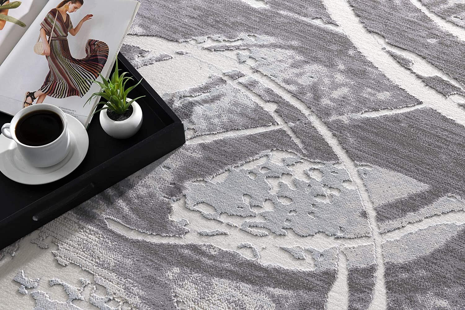 7' X 10' Gray Abstract Splatter Area Rug