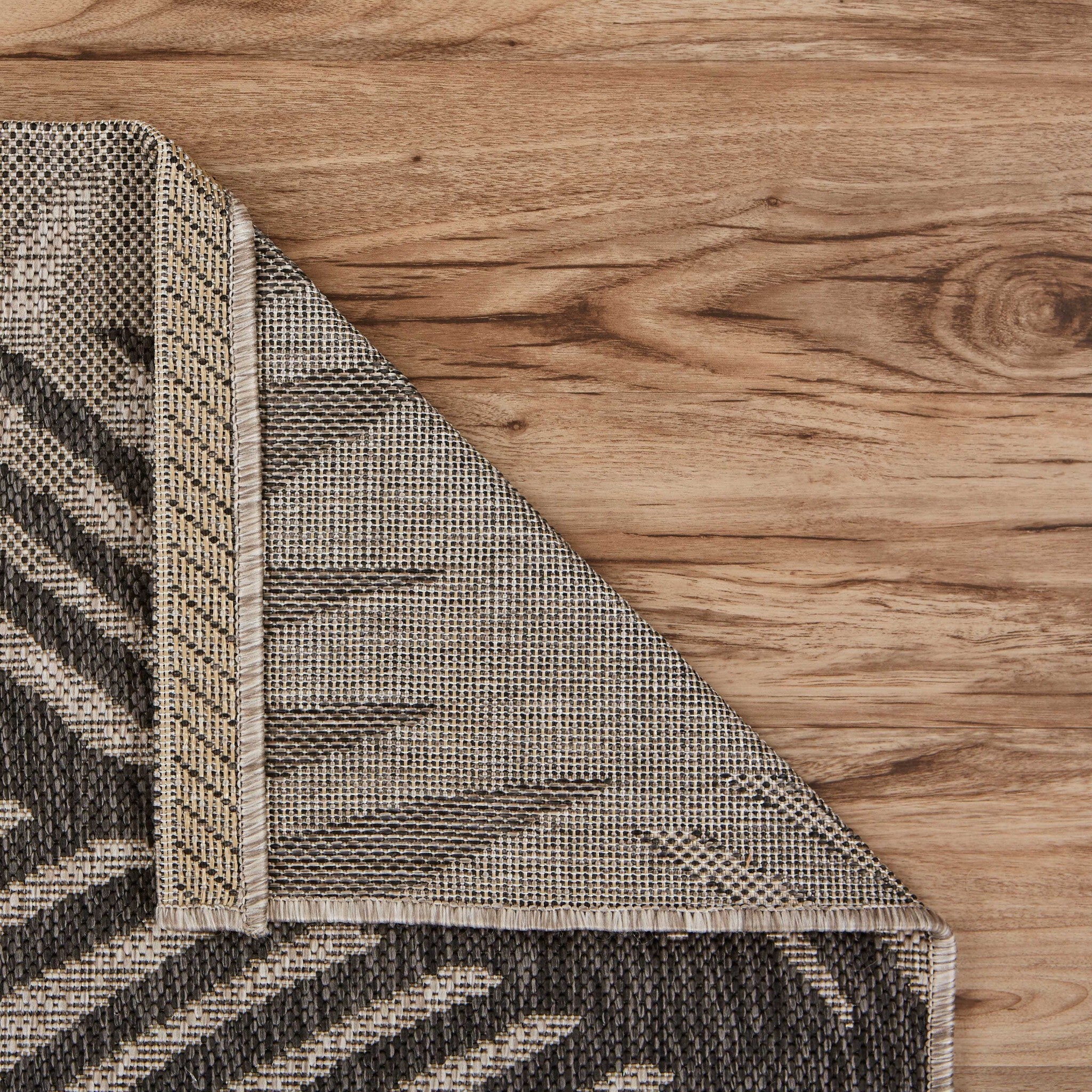 5' X 7' Beige Palm Leaves Indoor Outdoor Area Rug