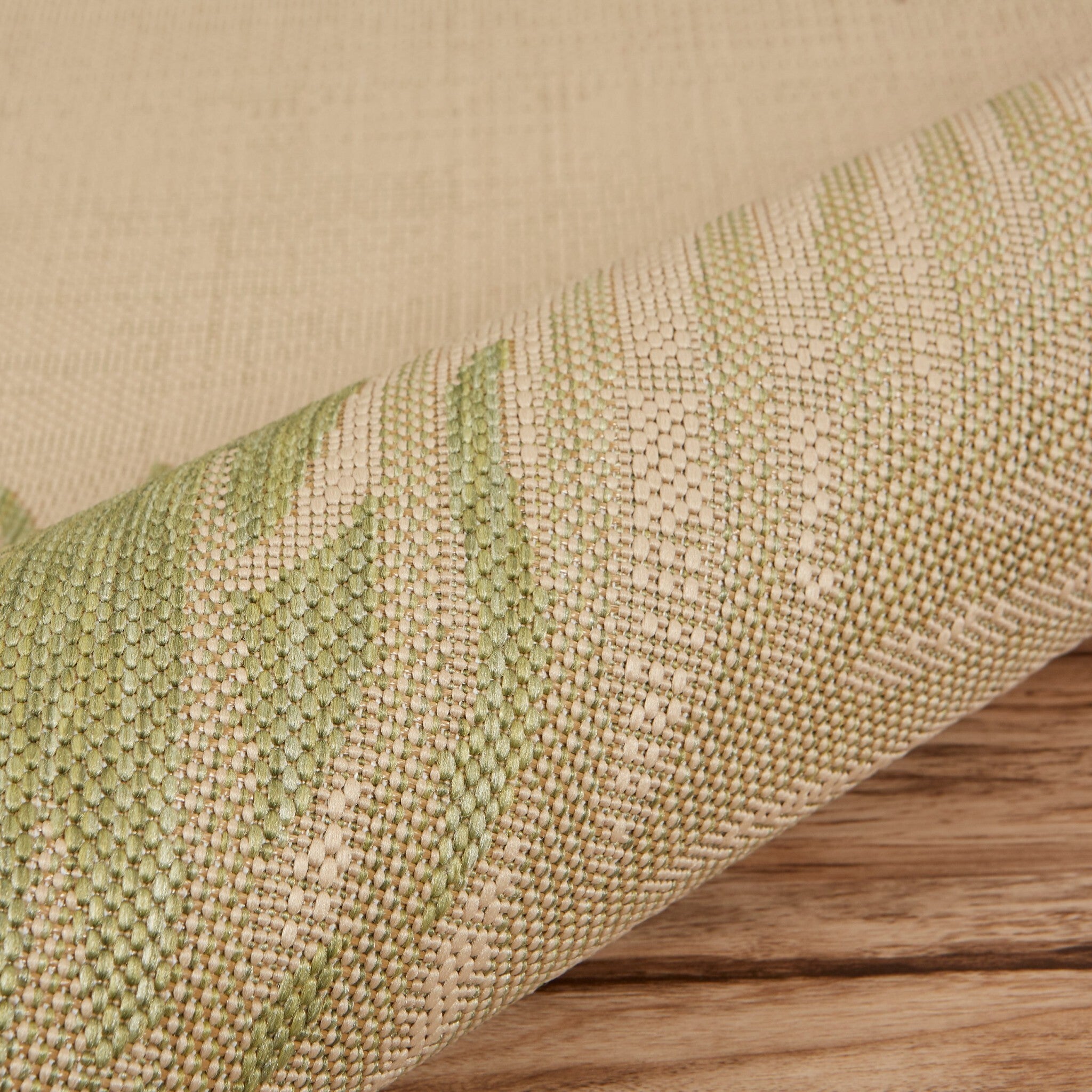 2' X 3' Green Palms Indoor Outdoor Scatter Rug