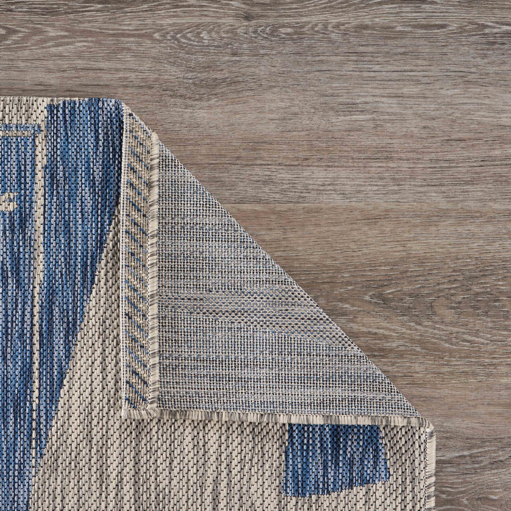 8' X 10' Gray Sailboat Indoor Outdoor Area Rug