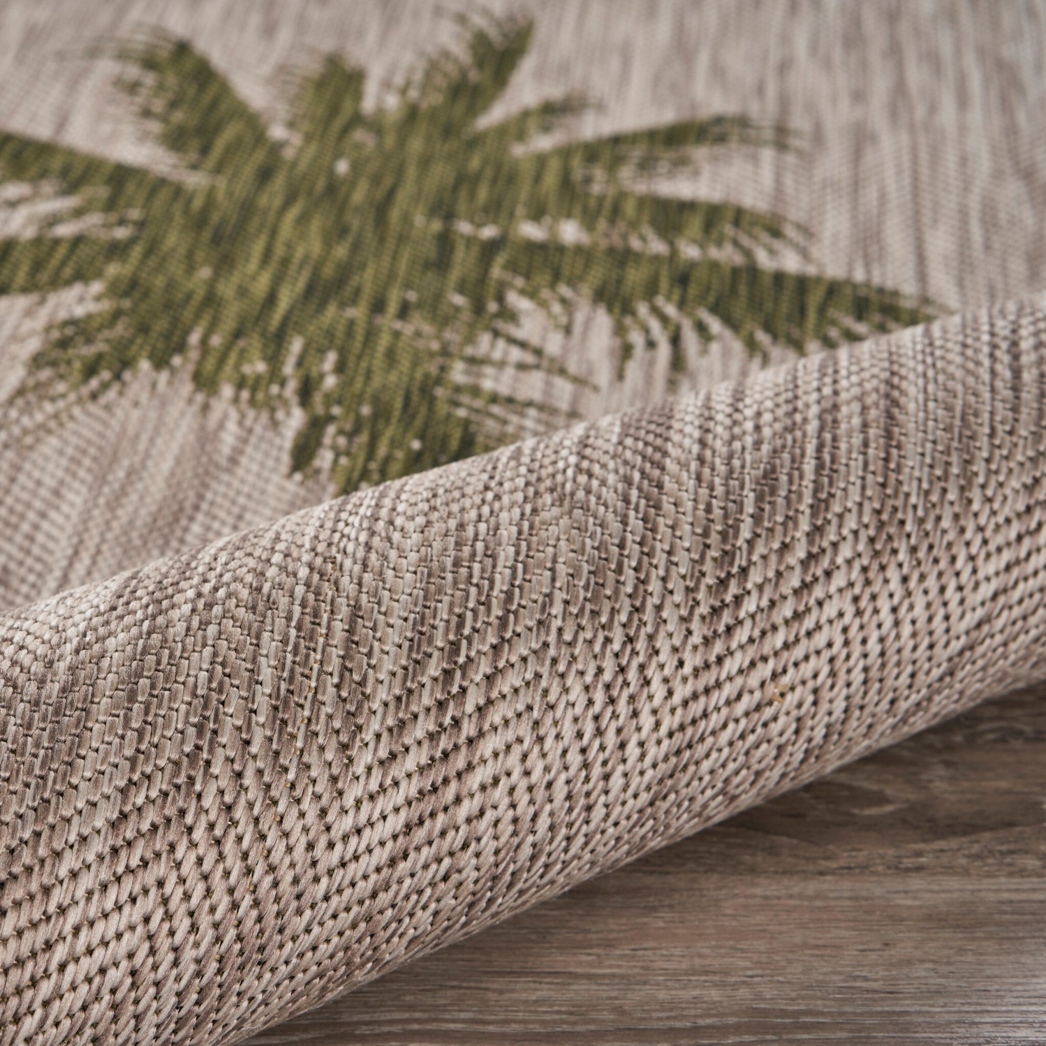 2' X 3' Green Palm Tree Indoor Outdoor Scatter Rug