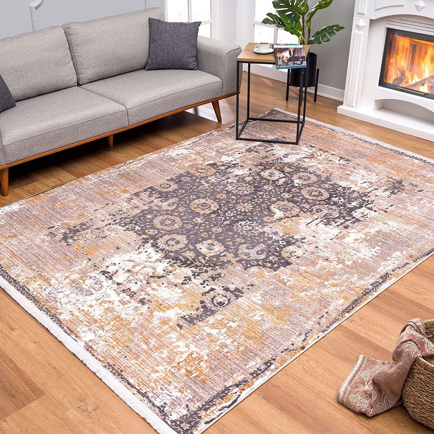 4' x 6' Gray Washed Out Persian Area Rug