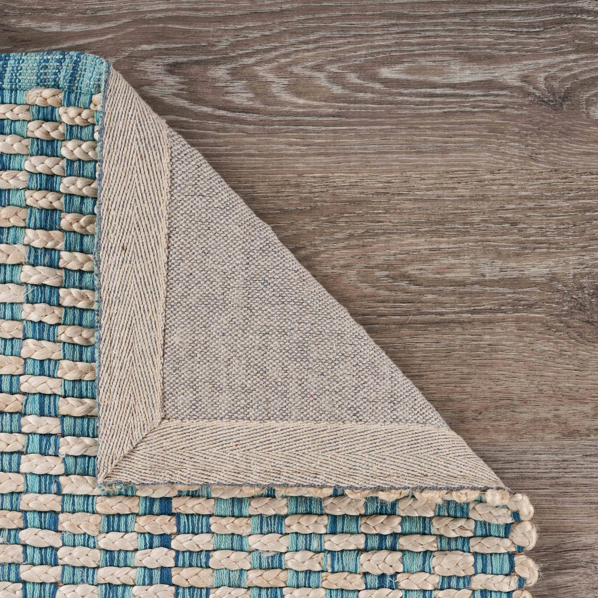 8' x 10' Blue and Beige Toned Area Rug