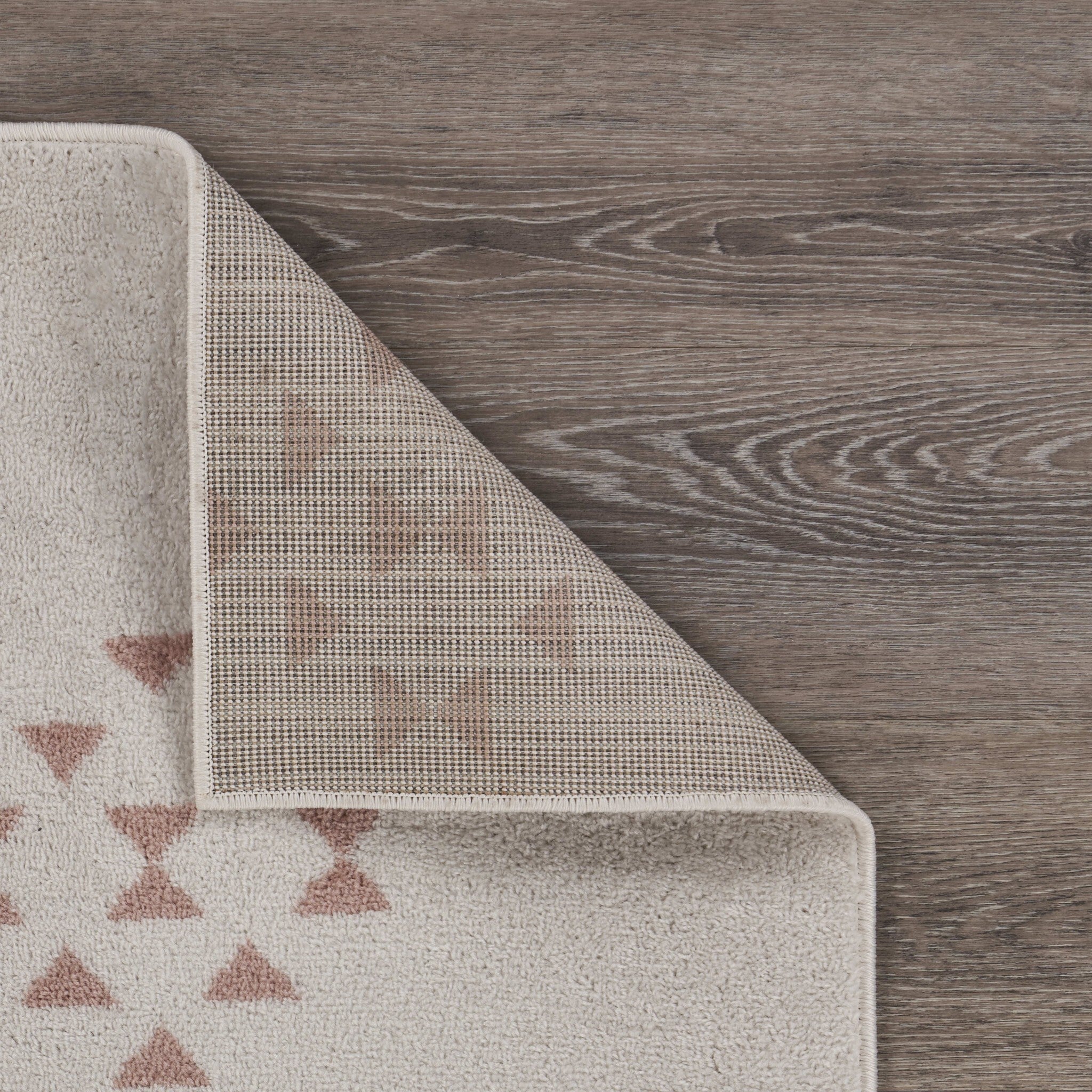 5' x 7' Tan and Beige Southwestern Area Rug