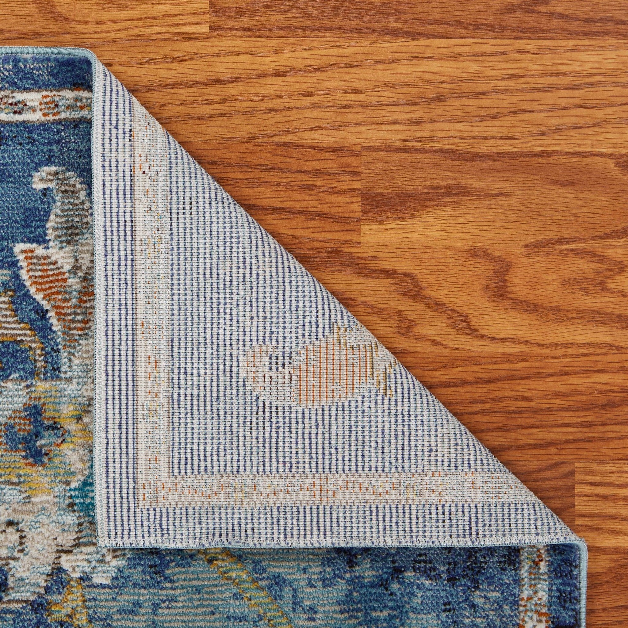 4' x 6' Blue and White Jacobean Pattern Area Rug