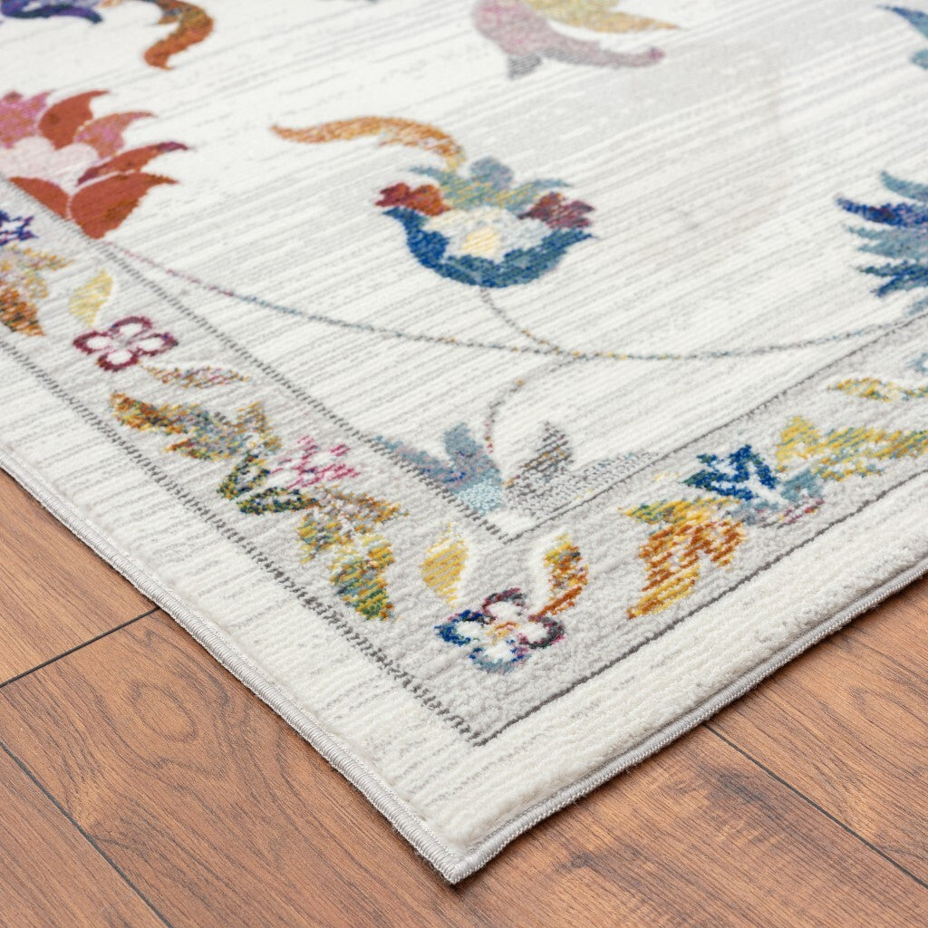 5' x 8' Ivory Jacobean Pattern Area Rug