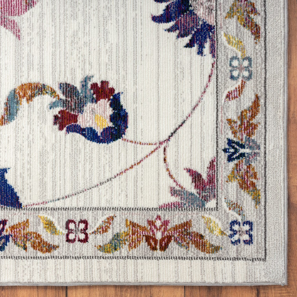 5' x 8' Ivory Jacobean Pattern Area Rug
