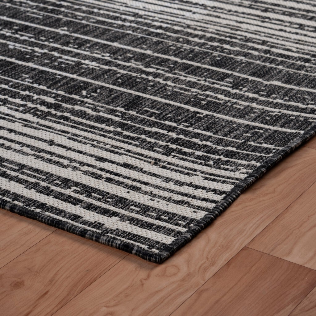 5' x 7' Gray Gradient Indoor Outdoor Area Rug