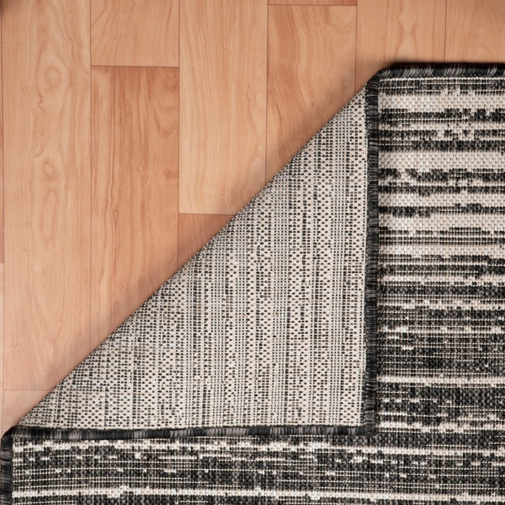 5' x 7' Gray Gradient Indoor Outdoor Area Rug
