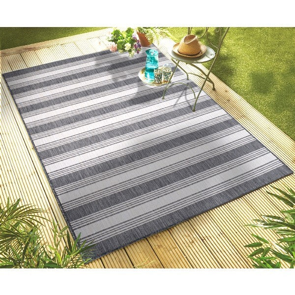 5' x 7' Gray Striped Indoor Outdoor Area Rug