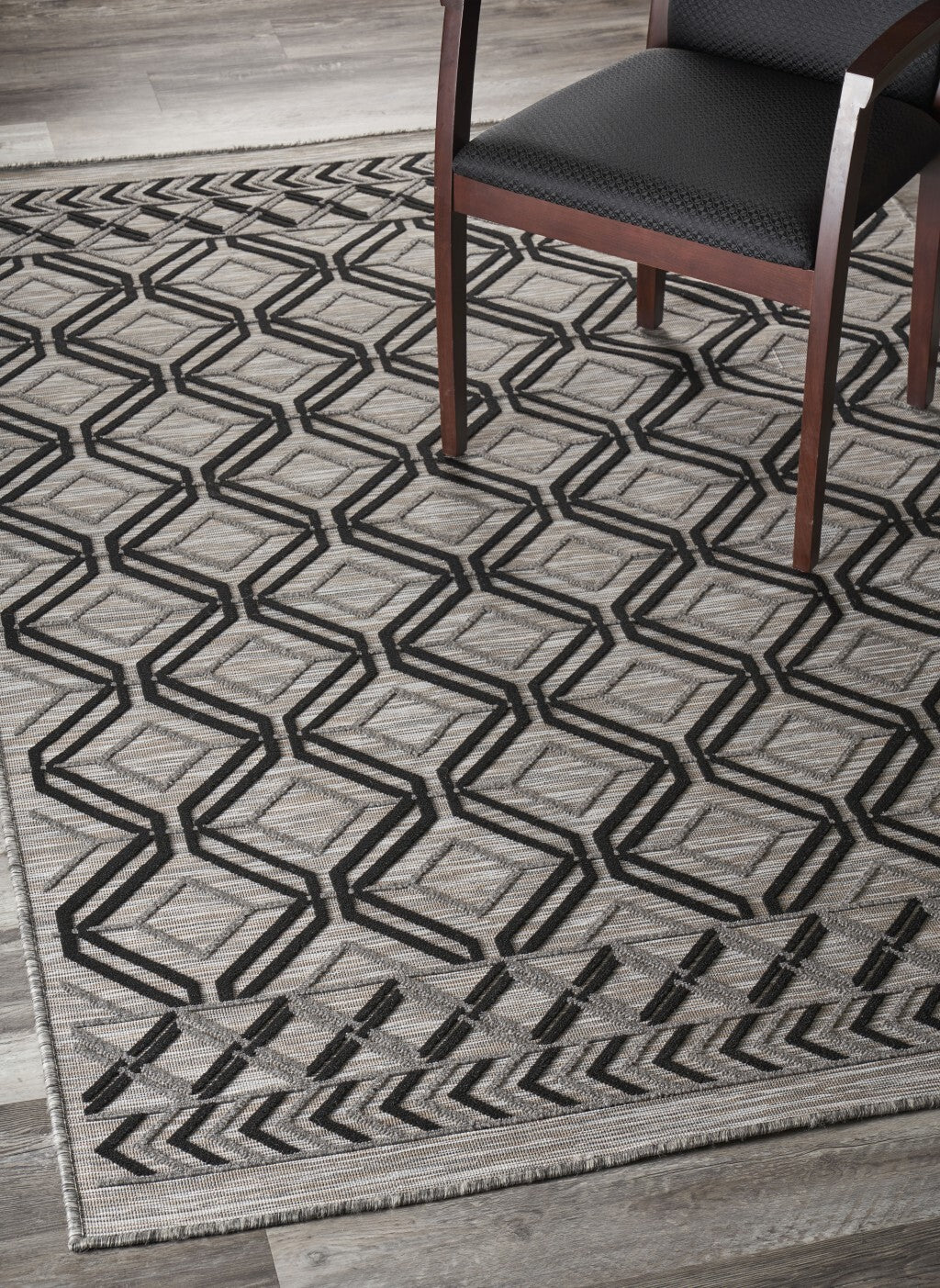 8' x 10' Black Geometric Indoor Outdoor Area Rug