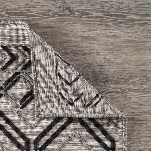 8' x 10' Black Geometric Indoor Outdoor Area Rug