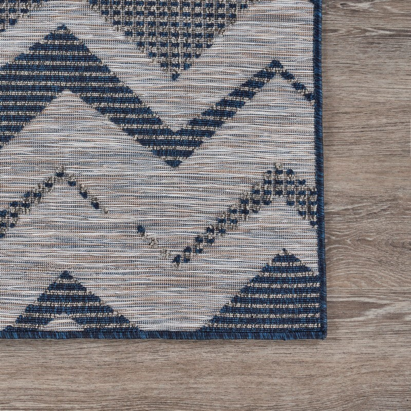 5' x 7' Navy Zig Zag Indoor Outdoor Area Rug
