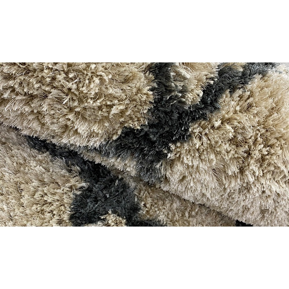 5' x 7' Cream and Black Lattice Area Rug