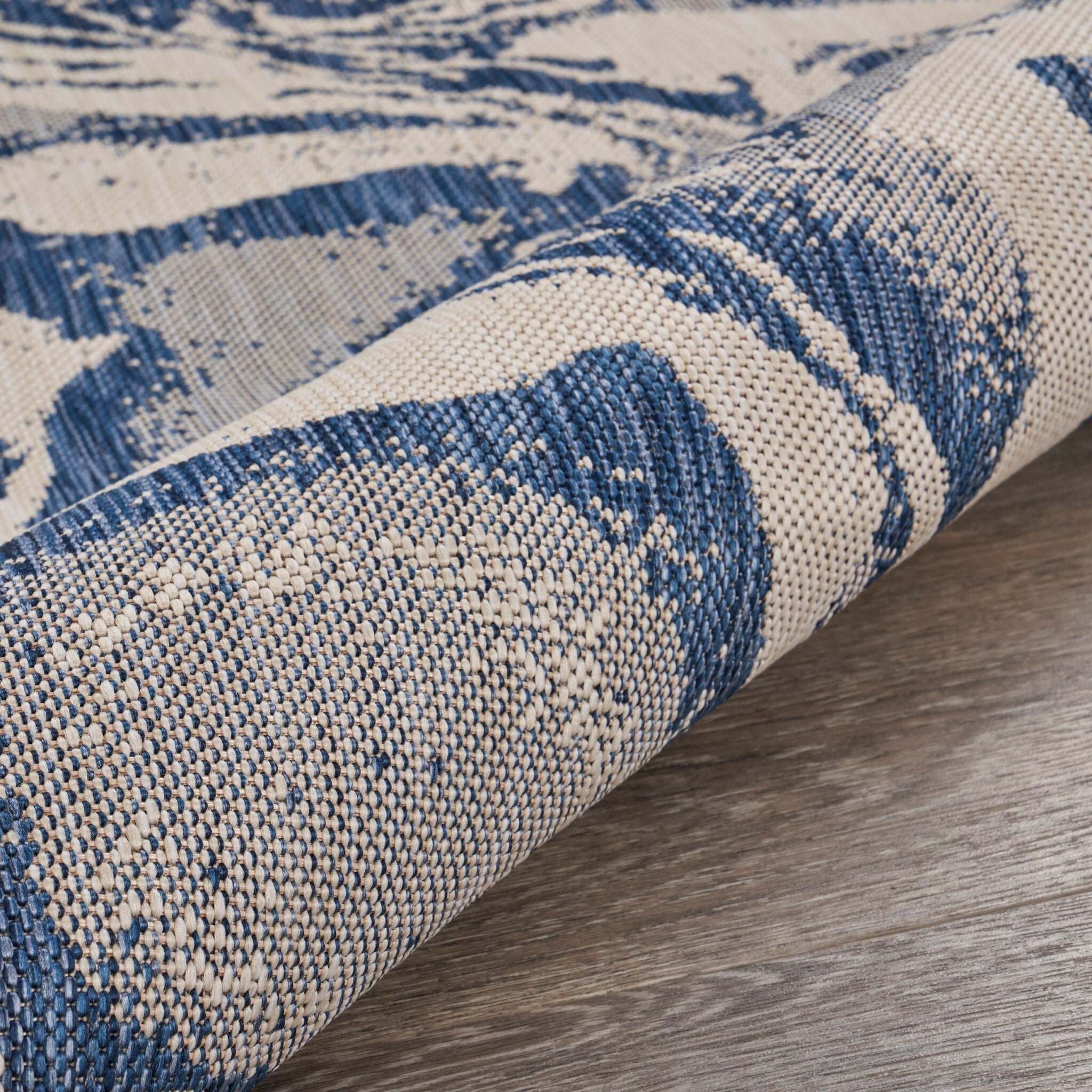 2' x 3' Navy Abstract Indoor Outdoor Scatter Rug