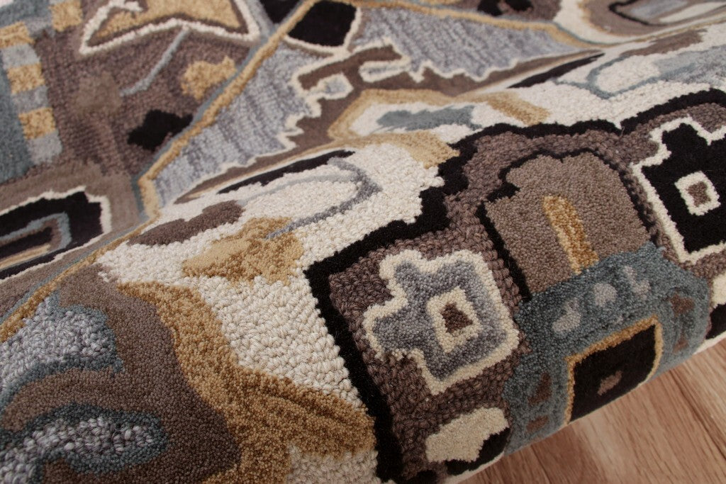 5' Gray and Beige Medallion Area Rug