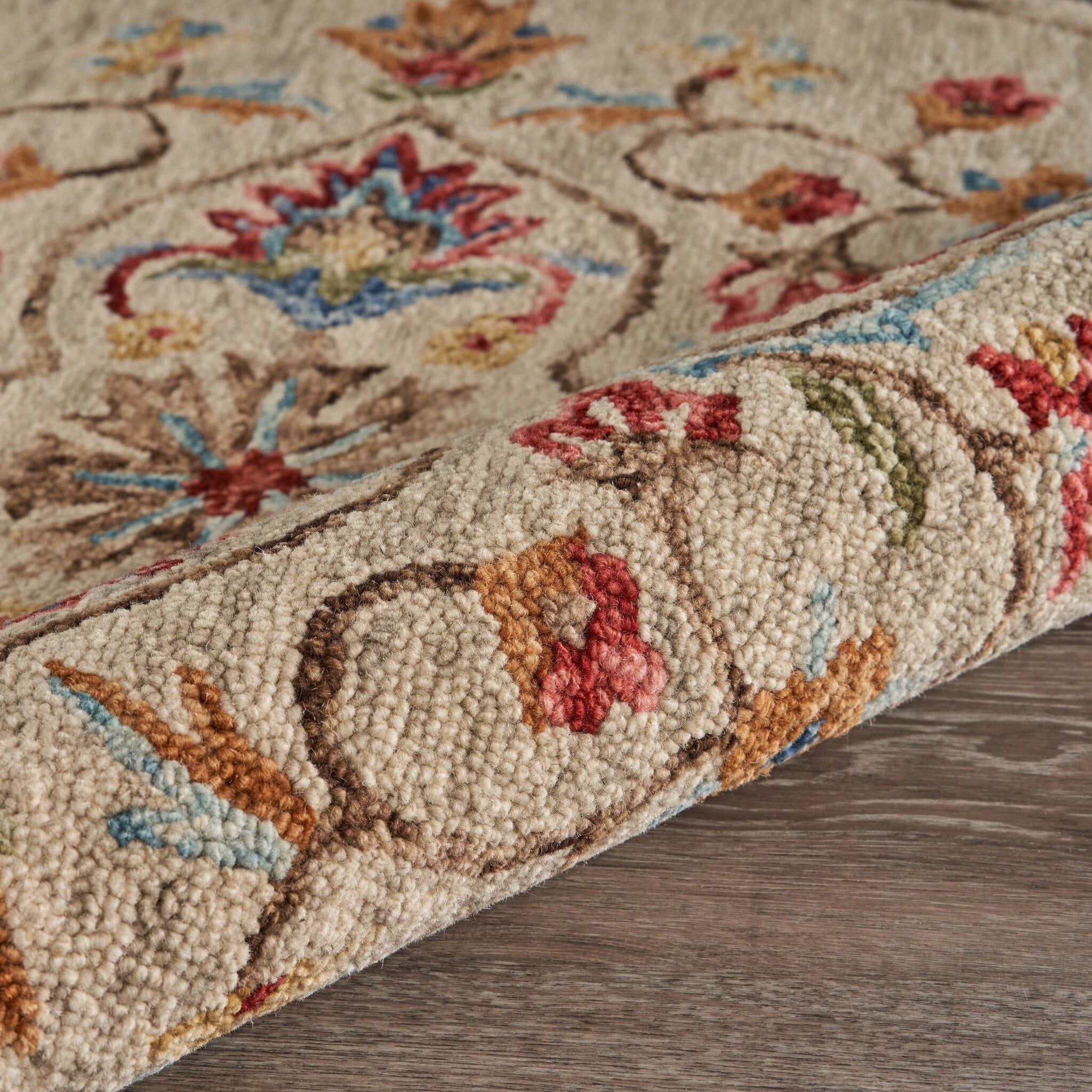 6' Round Beige Floral Medallion Area Rug