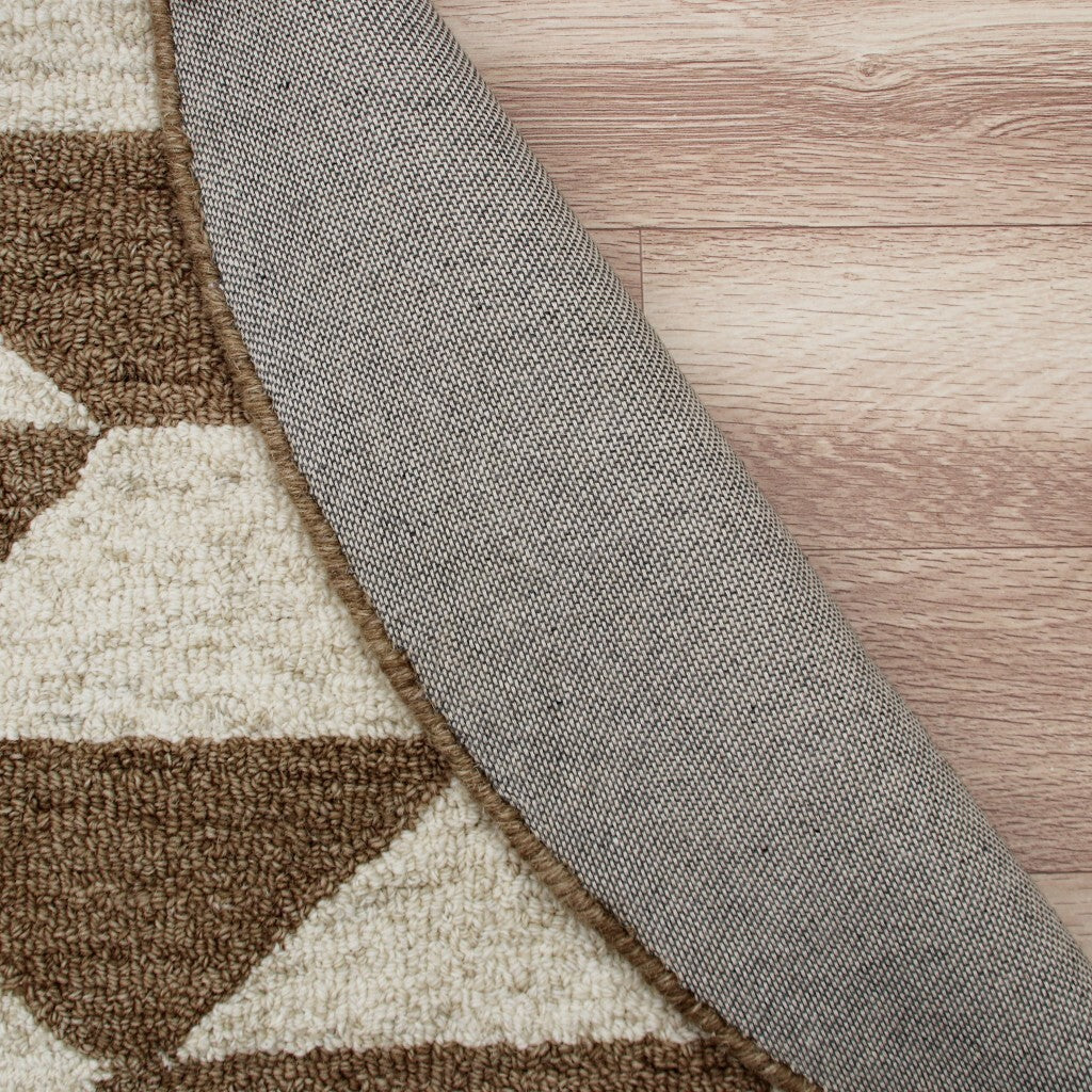 6' Round Brown Bohemian Geometric Area Rug