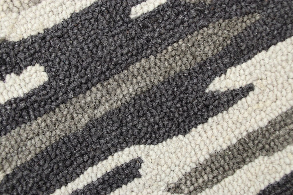 6' Round Black and Gray Camouflage Area Rug