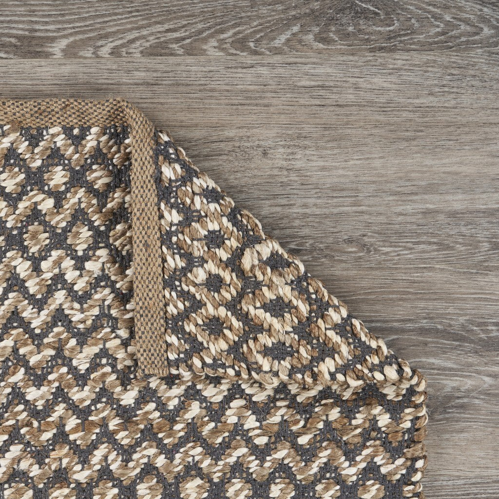 3' x 5' Gray Toned Chevron Patterned Runner Rug