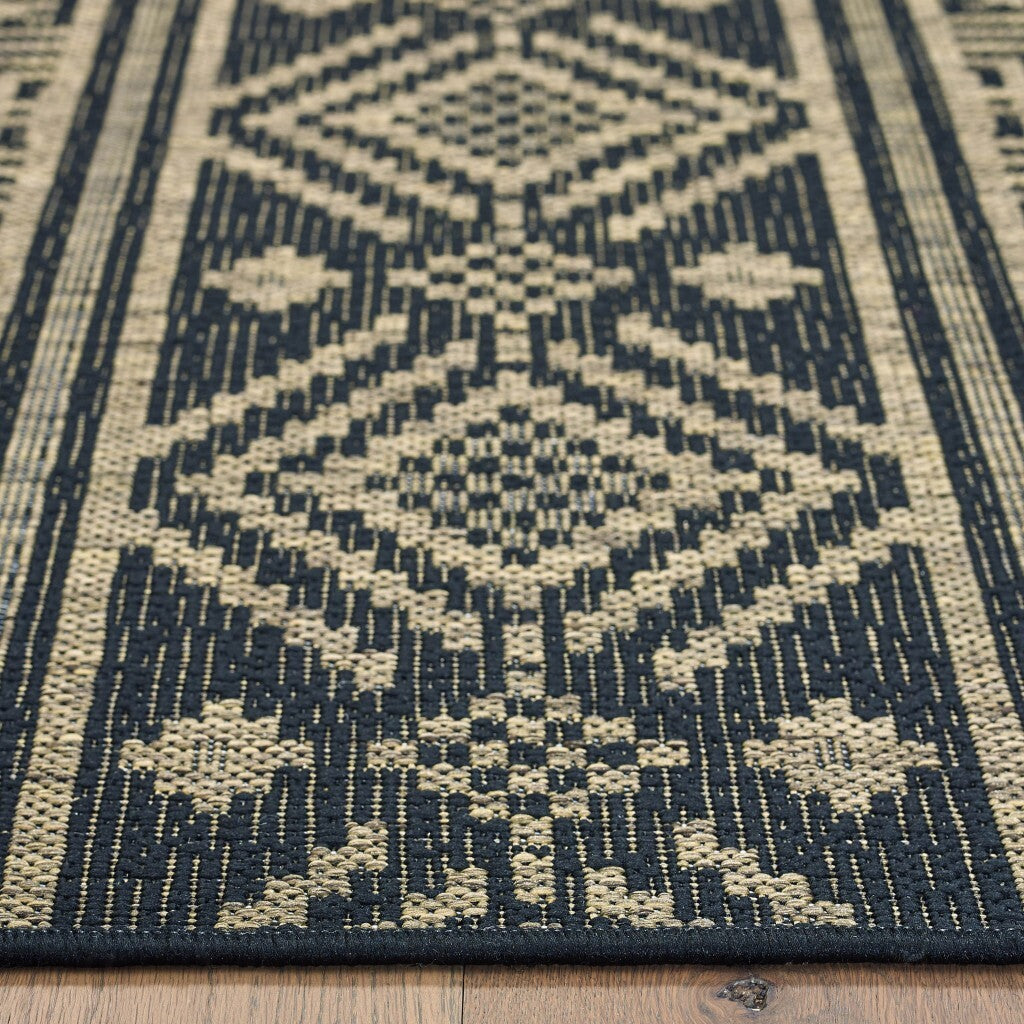 8' x 10' Black Geometric Indoor Outdoor Area Rug