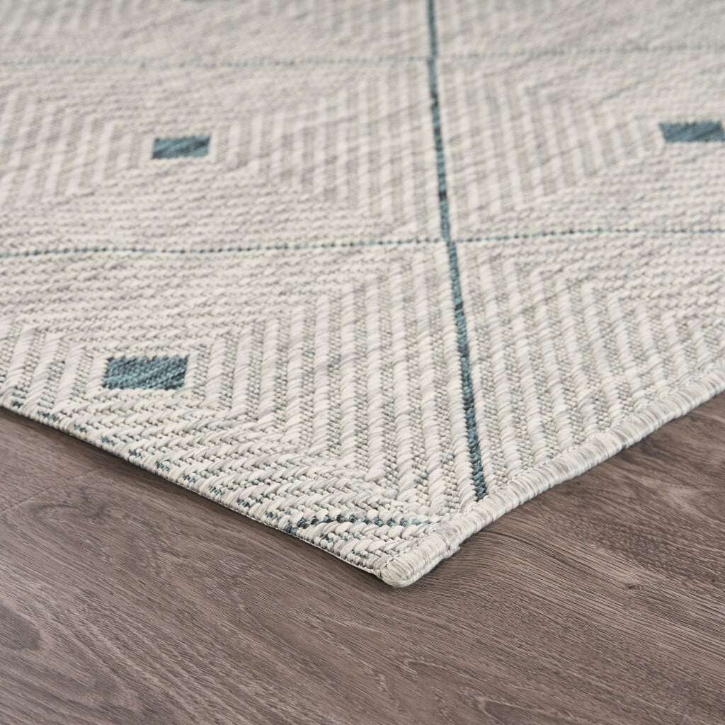 2' x 3' Blue Diamonds Indoor Outdoor Scatter Rug