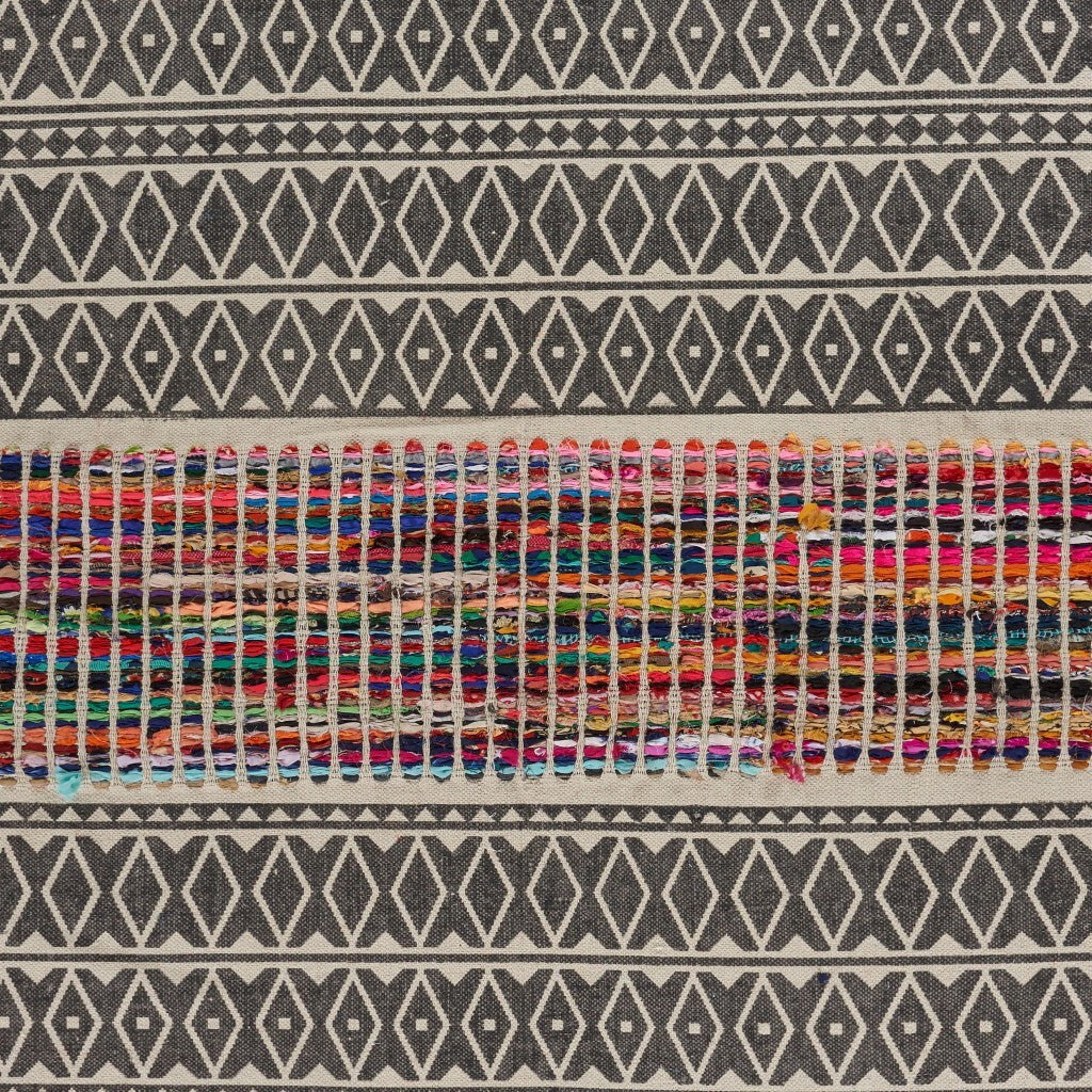 5' x 7' Colorful Traditional Chindi Area Rug