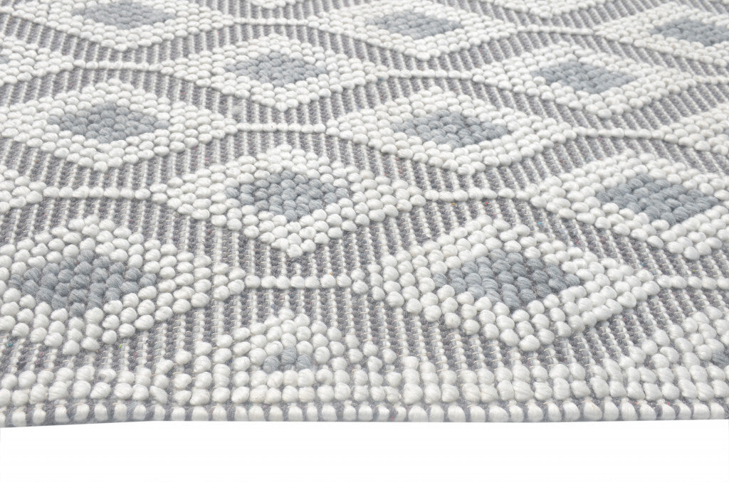 5' x 7' Ivory Gray Diamond Trellis Modern Area Rug